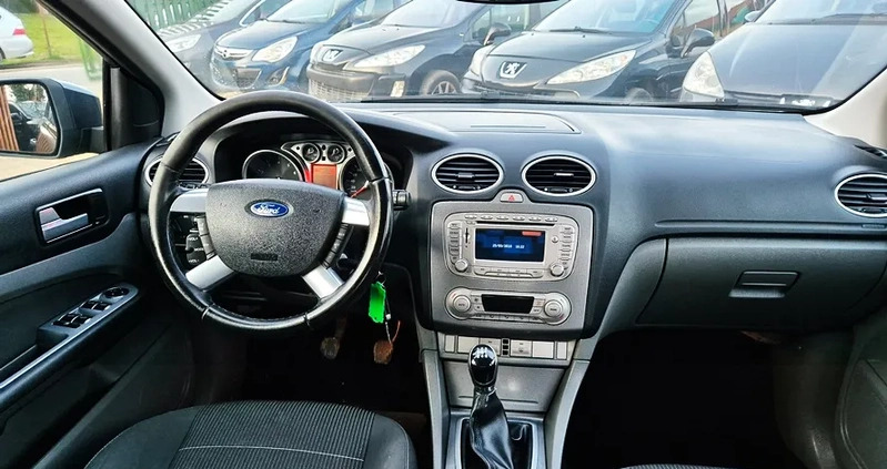 Ford Focus cena 16500 przebieg: 236000, rok produkcji 2009 z Pabianice małe 781